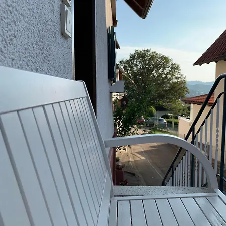 Hilseneckle Apartment *